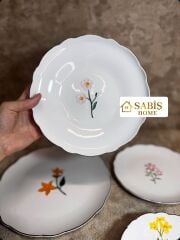 6 KİŞİLİK  24 PARÇA PORSELEN YEMEK TAKIMI